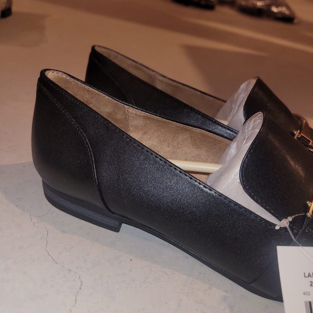 George Black Loafers Gold Hardware Work Office Flats NWT - Picture 3 of 6